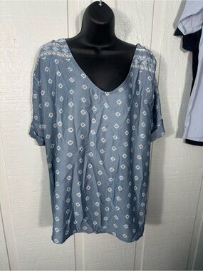 Trueself Blue Women’s Top Size 2x NWT